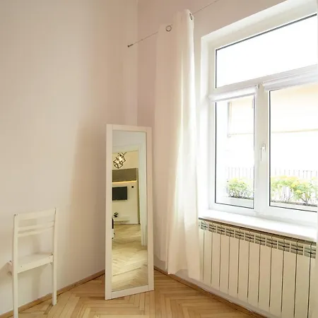 Red And Yellow Modern Daire *